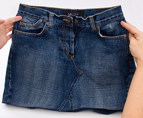 Шьем из старых джинсов юбку для девушки

