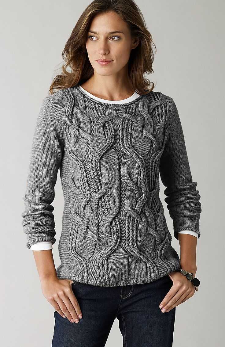 Классический пуловер широкими полосами рельефных ромбов